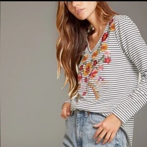 SAVANNA JANE Blouse Womens Medium Marigold Striped Colorful Embroideref Floral